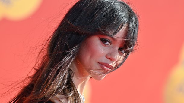 «Mercredi» (Netflix): Jenna Ortega est-elle en couple?