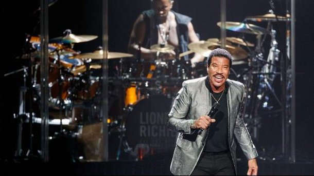 Qui sont les membres de la famille Richie ?