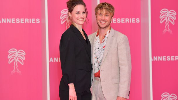 Les castings de «Sissi» et d’«Unknows» resplendissants sur le tapis rose de Canneséries