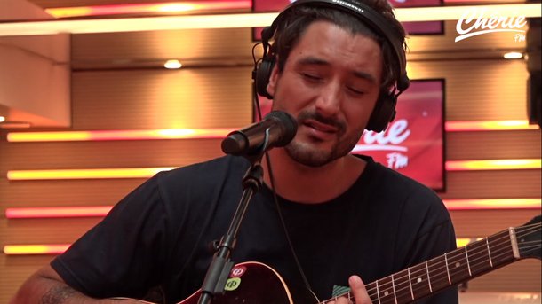 JÉRÉMY FREROT "Revoir" en live dans Le Réveil Chérie