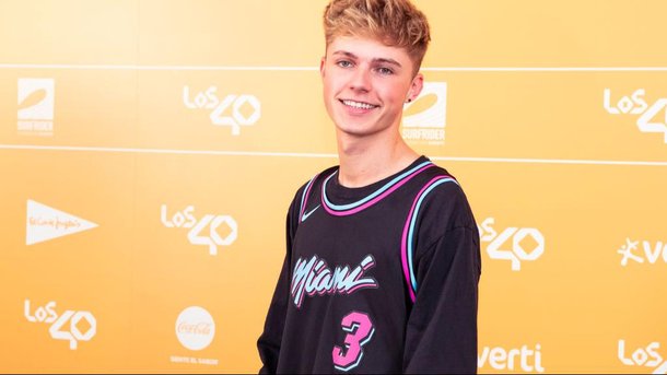 HRVY: de quoi parle son hit "I Wish You Were Here"?