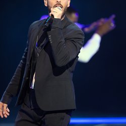 M Pokora sur scène - NRJ Music Awards 2015