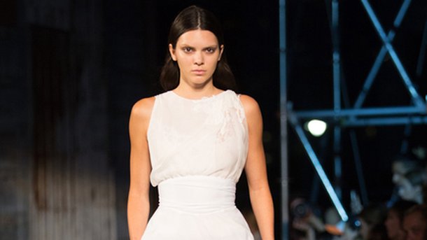 Kendall Jenner : son ultime astuce mode ? Le noir !