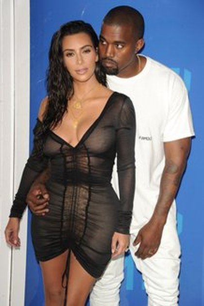 Kim Kardashian et Kanye west aux VMAs 2016