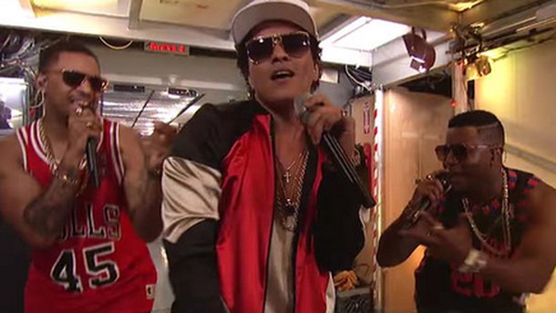 Bruno Mars : «24K Magic» pour la première fois en live!