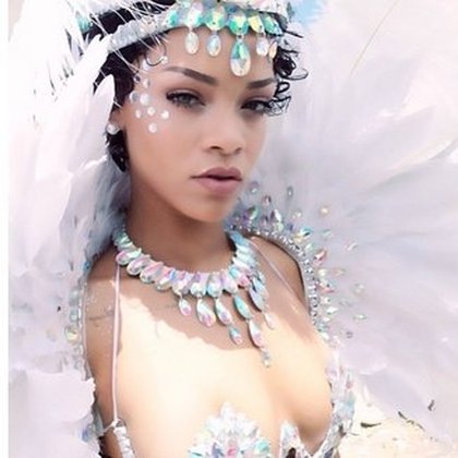 Rihanna ©Instagram