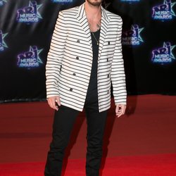 M Pokora habillé par Jean-Paul Gaultier lors des NRJ Music Awards