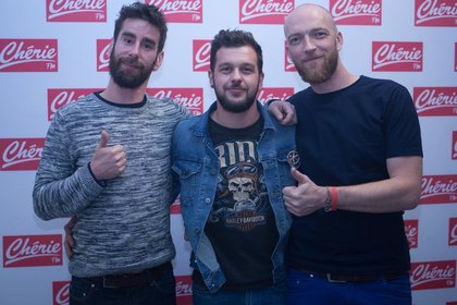 Claudio Capéo prend la pause pour Chérie FM