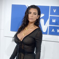 Kim Kardashian aux VMAs 2016
