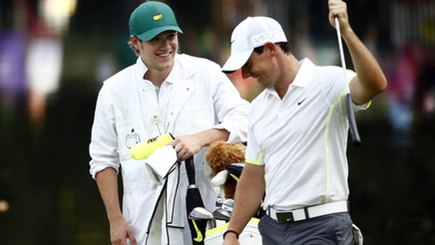 Niall Horan joue les assistants pour une star du golf!