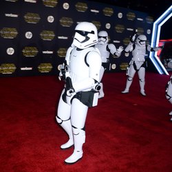 Les Stormtroopers à la première mondiale de Star Wars Episode VII à Los Angeles