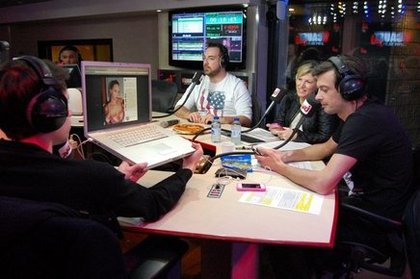 Jeudi 18 avril avec Le Mix de Cauet
