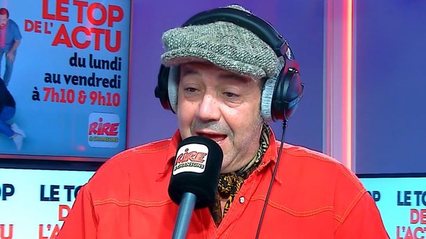 Eric Toulis nous chante La Toussaint topless