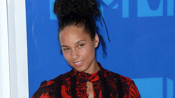 Alicia Keys : découvrez son imitation surprenante d'Adele