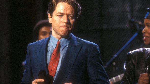 Comment les clips vidéo ont transformé la carrière de Robert Palmer ?