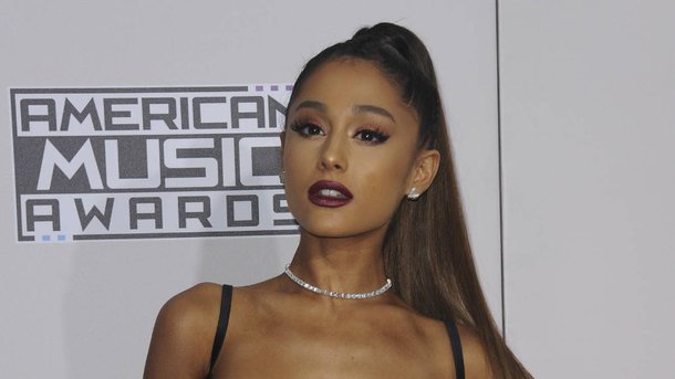 Ariana Grande: découvrez son incroyable costume d’Halloween!