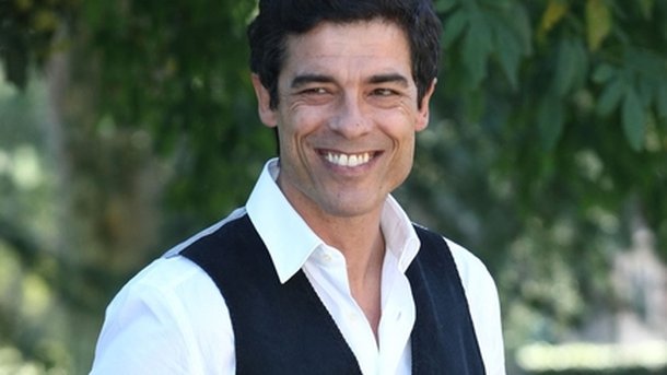 Alessandro Gassman: in «Onda su onda» è un cuoco solitario