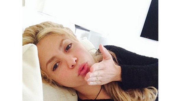 Shakira : artiste la plus populaire sur Facebook !