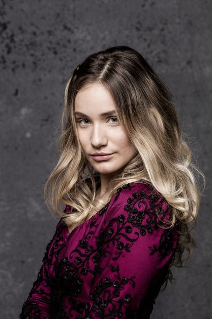 Megan Lanquar est Constance