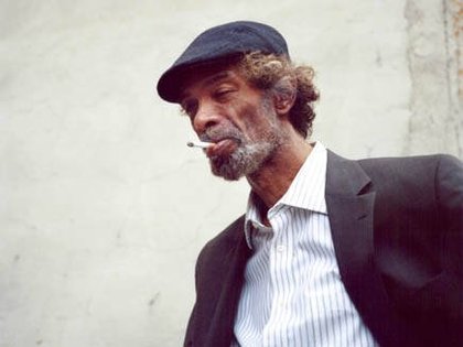Eminem, Usher, Radiohead... les stars rendent hommage à Gil Scott-Heron