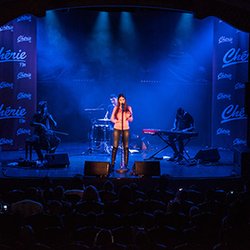 Concert Pop Love - Marina Kaye