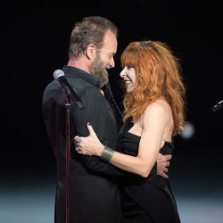 Sting et Mylène Farmer sur scène - NRJ Music Awards 2015