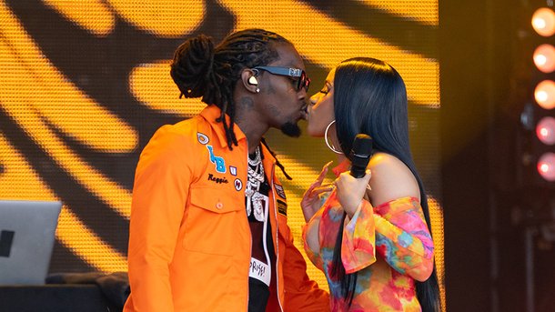 Cardi B se fait un nouveau tatouage très sexy pour son chéri