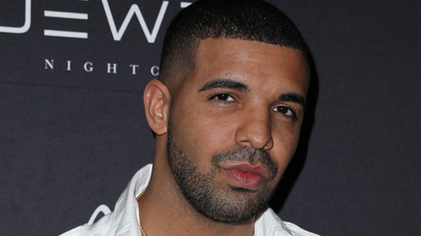 Drake partage une lettre qu'il avait écrite à sa maman!