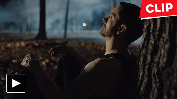Eminem revient avec un clip choc pour «Framed»
