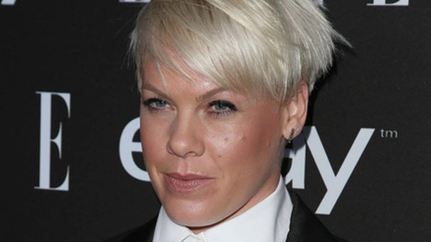 Pink : «Just Like Fire» se hisse en tête d'un classement Billboard!