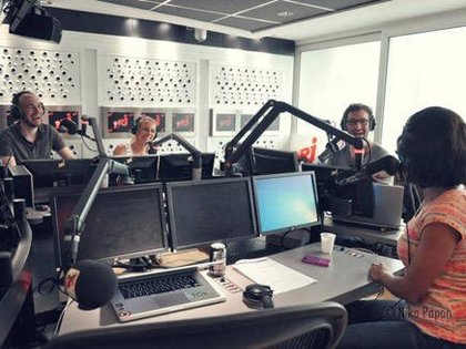 Jenifer chez Manu dans le 6/9 sur NRJ