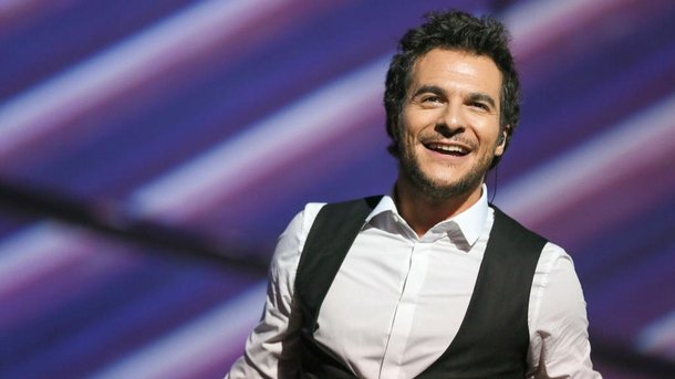 "On dirait" : l'histoire de la chanson à succès d'Amir