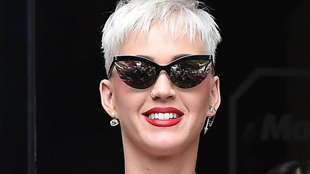 Katy Perry repousse le début de sa tournée «Witness»