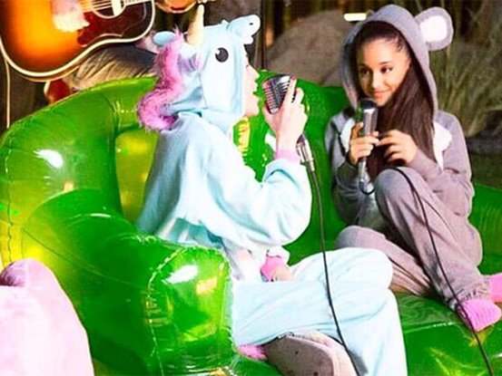 Miley Cyrus et Ariana Grande