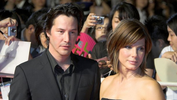 « Speed » : Keanu Reeves et Sandra Bullock ont bien eu un crush sur le tournage, mais…