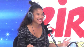 Elodie Arnould à Caroline Vigneaux et Issa Doumbia : "Je suis tellement heureuse de faire cette chronique. A la manière d’un Mélenchon, je vais pouvoir hurler « la féministe c’est moi »!!