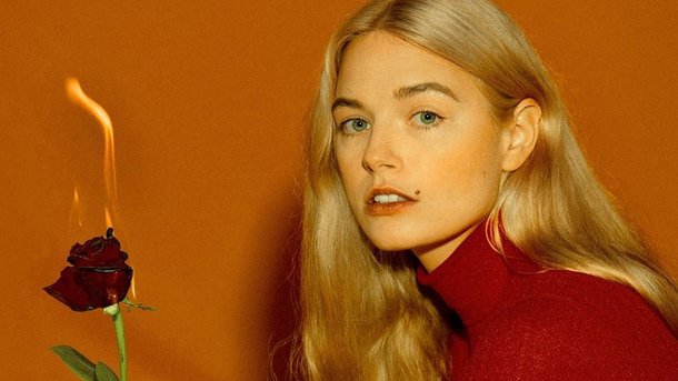 Qui est Ashe, la chanteuse du tube “Moral of the story” ?