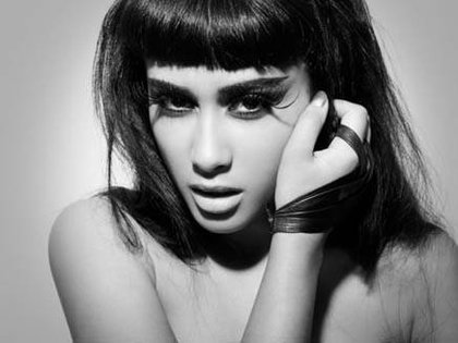 Natalia Kills est à nouveau "Free"
