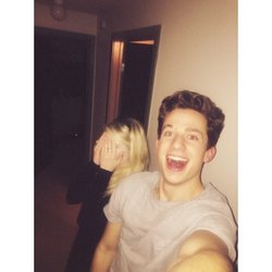 @charlieputh tried to get a pic of us practicing our dance moves to #MarvinGaye shooting the video soon 