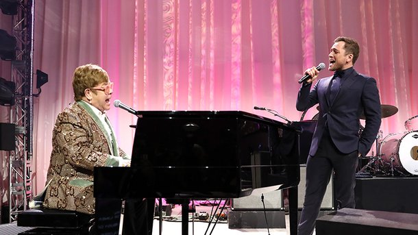 Elton John et la star de «Rocketman» en duo sur «Tiny Dancer» après les Oscars 2019