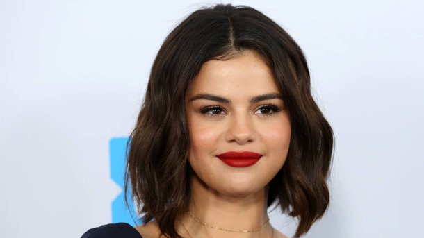 Selena Gomez redonne le sourire à des enfants malades