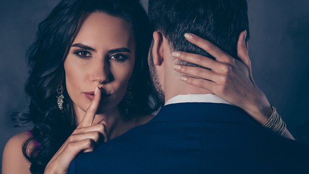 Le Top du Réveil Chérie : Les femmes cacheraient mieux leur infidélité que les hommes