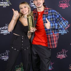 Angèle et Roméo Elvis - Le Photocall des NRJ Music Awards 2019