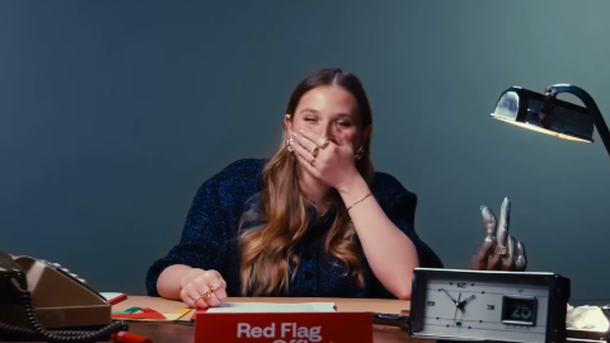 Helena lit les pires histoires d’amour de ses abonnés