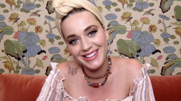 Katy Perry dévoile "Smile" extrait de son nouvel album!