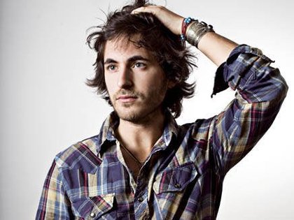 Découvrez l'album de Mickaël Miro