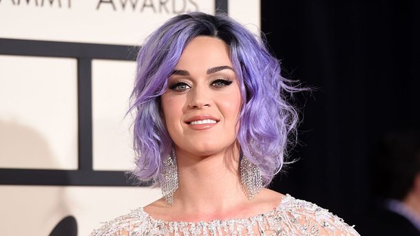 Les excentricités capillaires de Katy Perry
