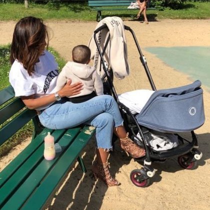 Amel Bent et sa petite dernière