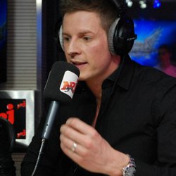 Mardi 9 avril avec Ayem et Matthieu Delormeau 
