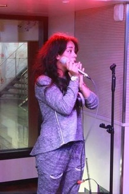 Vendredi 21 février avec Amel Bent